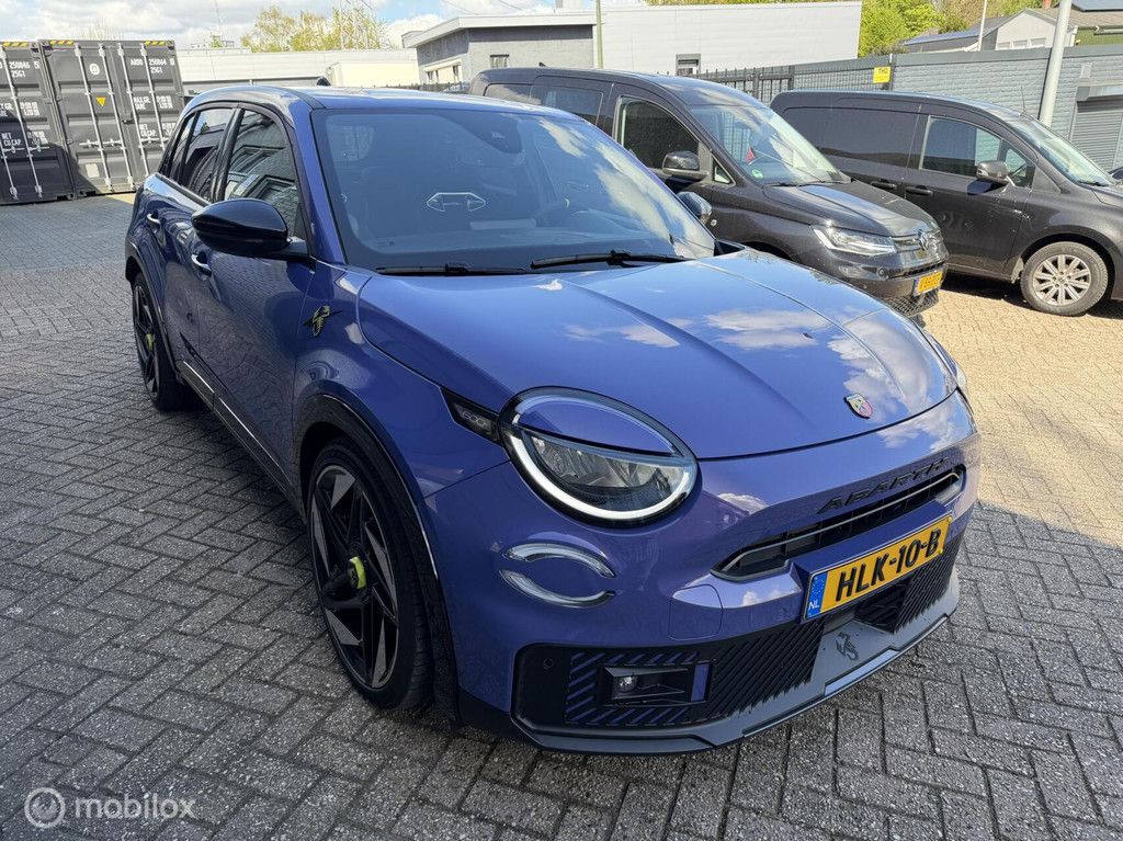 Fiat 600e Abarth Scorpionissima 54 kWh 20