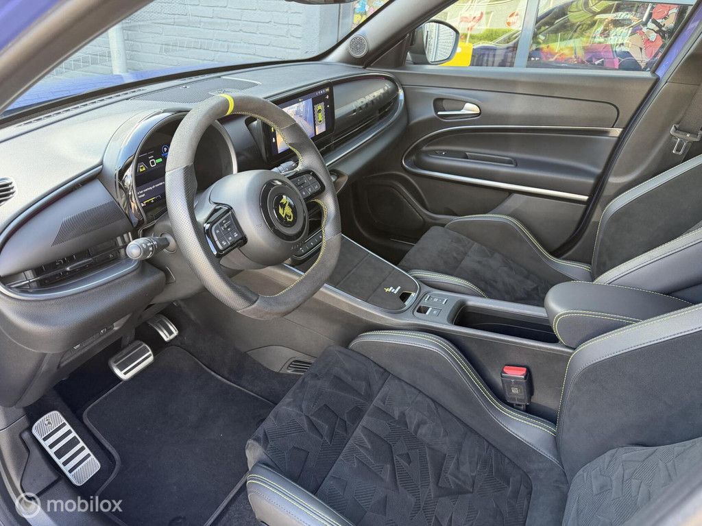 Fiat 600e Abarth Scorpionissima 54 kWh 20