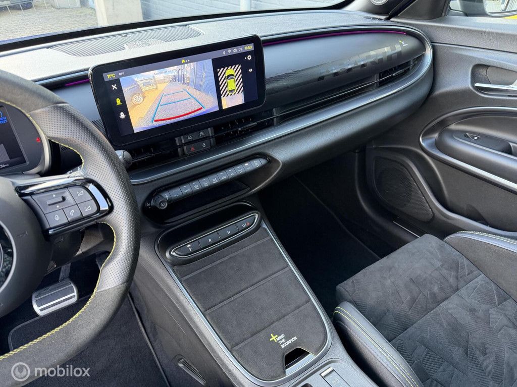 Fiat 600e Abarth Scorpionissima 54 kWh 20