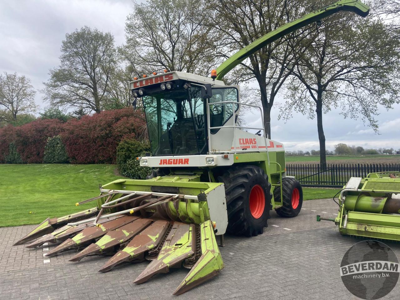 Claas Jaguar 695 Mega