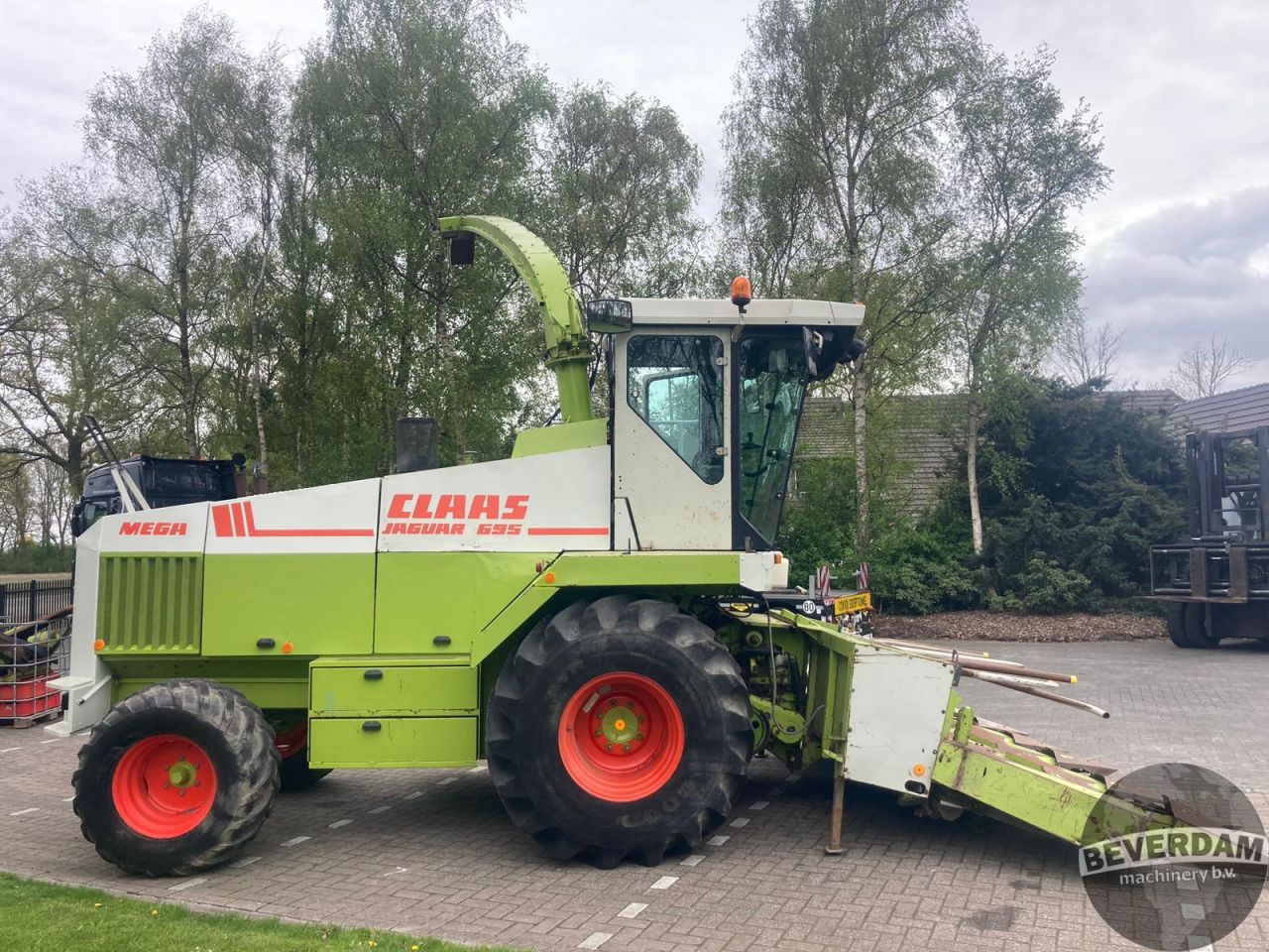 Claas Jaguar 695 Mega
