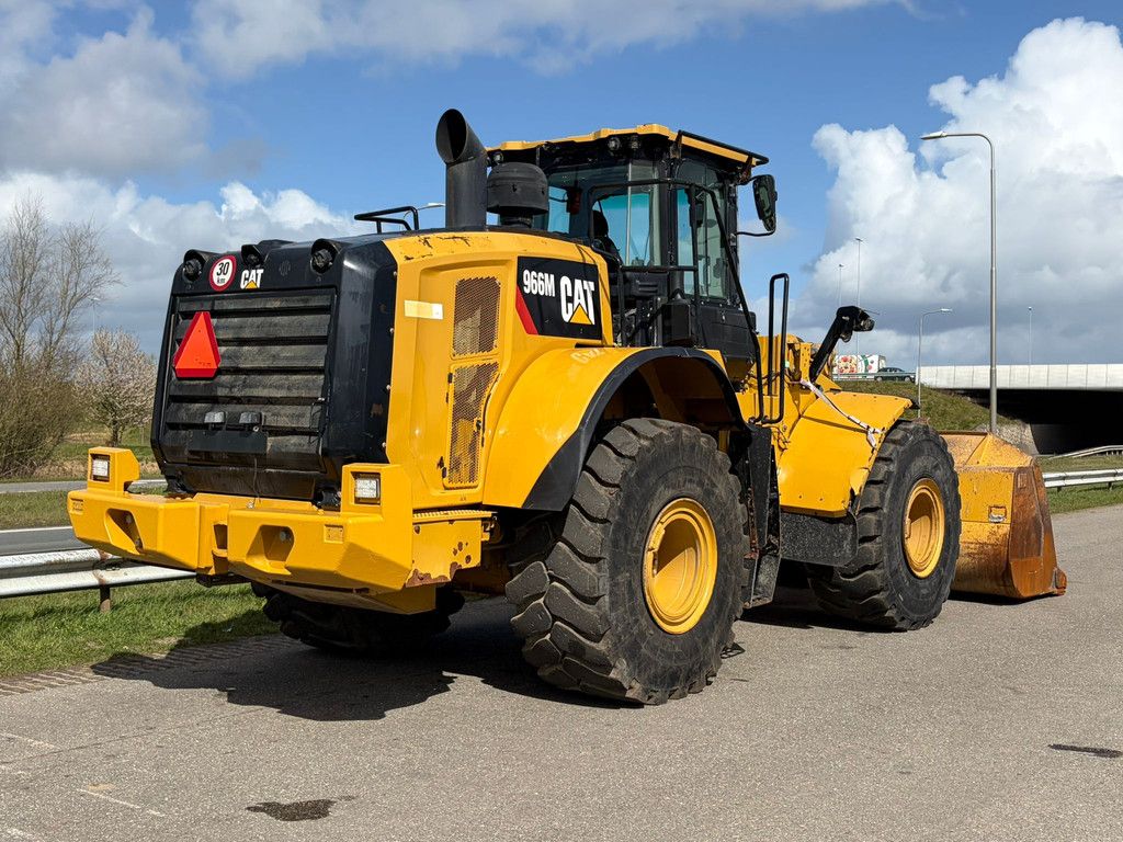 Caterpillar 966M