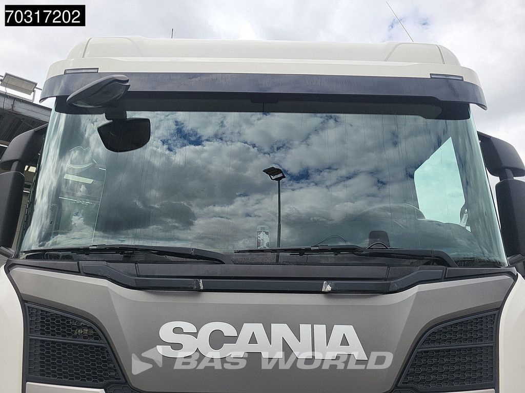 Scania P280 4X2