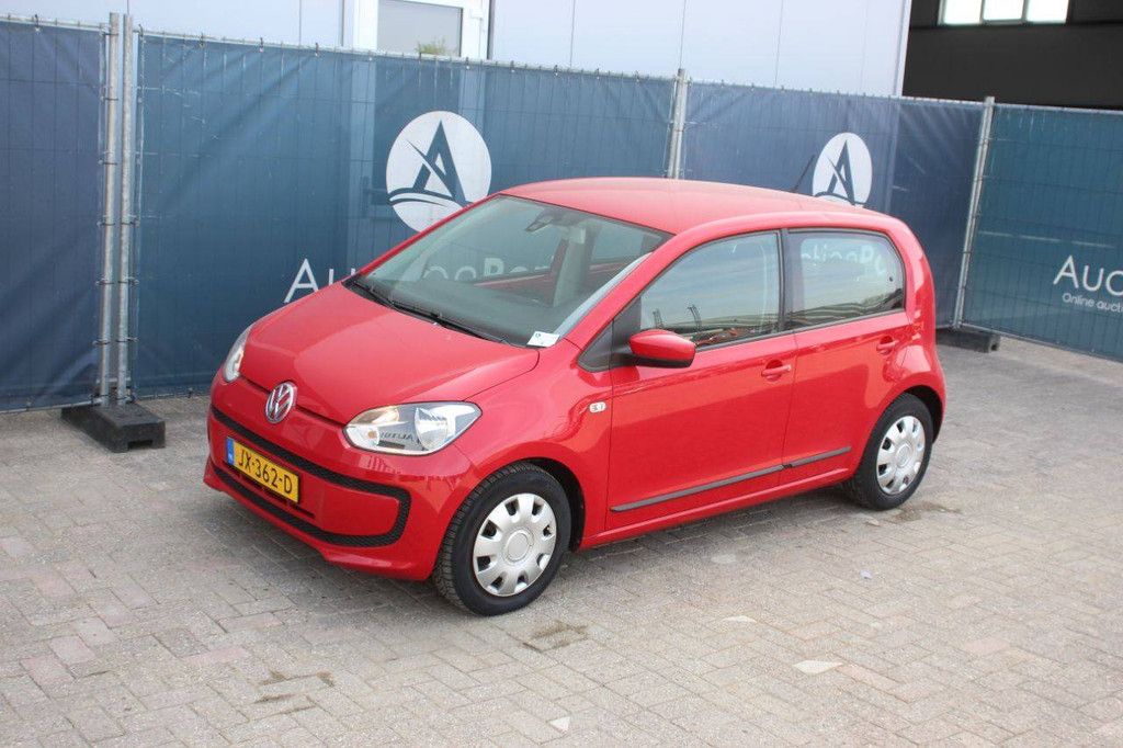 Volkswagen passenger car move up! BMT 4-door Petrol 60hp 2016