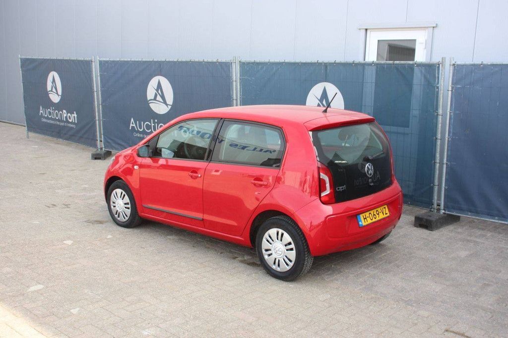 Personenauto Volkswagen UP Benzine 60pk 2013