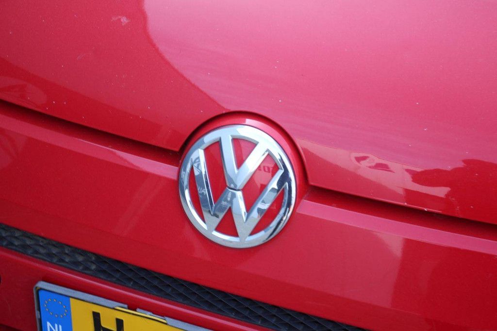 Personenauto Volkswagen UP Benzine 60pk 2013