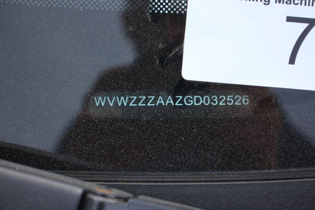 Personenauto Volkswagen move up! BMT 4-deurs Benzine 60pk 2015