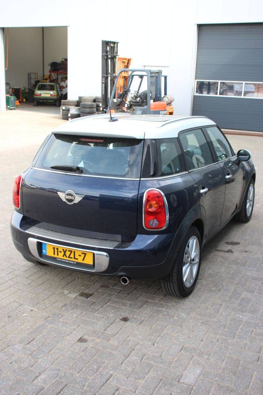 Passenger car Mini Mini Petrol 123hp 2012 (Margin)