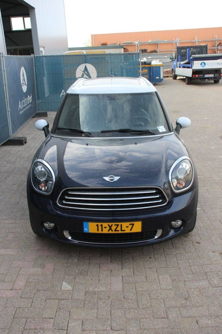 Passenger car Mini Mini Petrol 123hp 2012 (Margin)