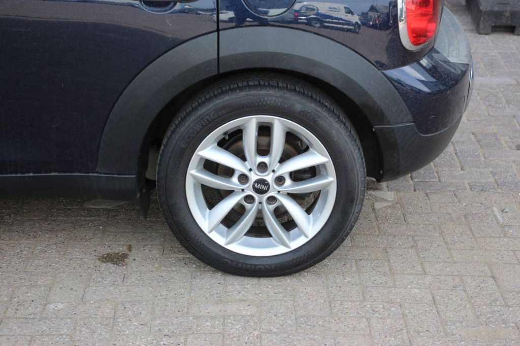 Passenger car Mini Mini Petrol 123hp 2012 (Margin)