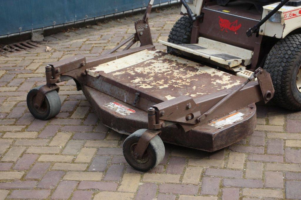 Grasshopper Zero-Turn-Aufsitzmäher, Benzin, 16 PS