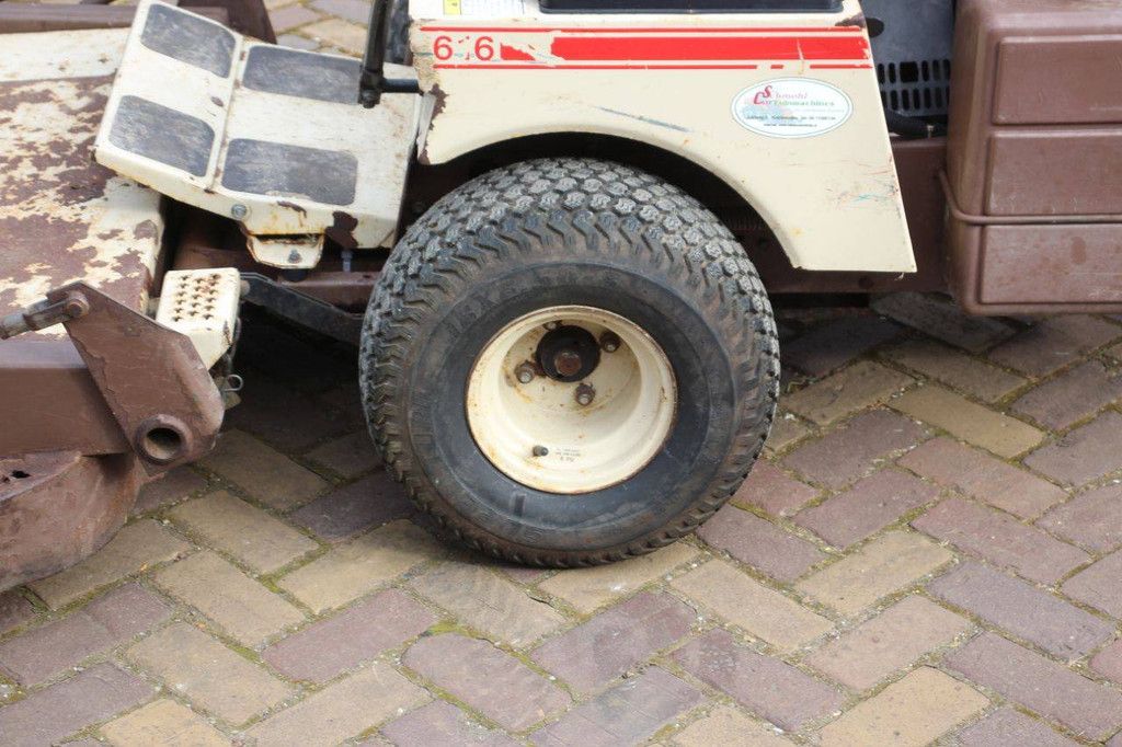 Grasshopper Zero-Turn-Aufsitzmäher, Benzin, 16 PS