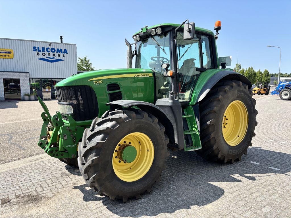 John Deere 7530 Premium AutoPowr