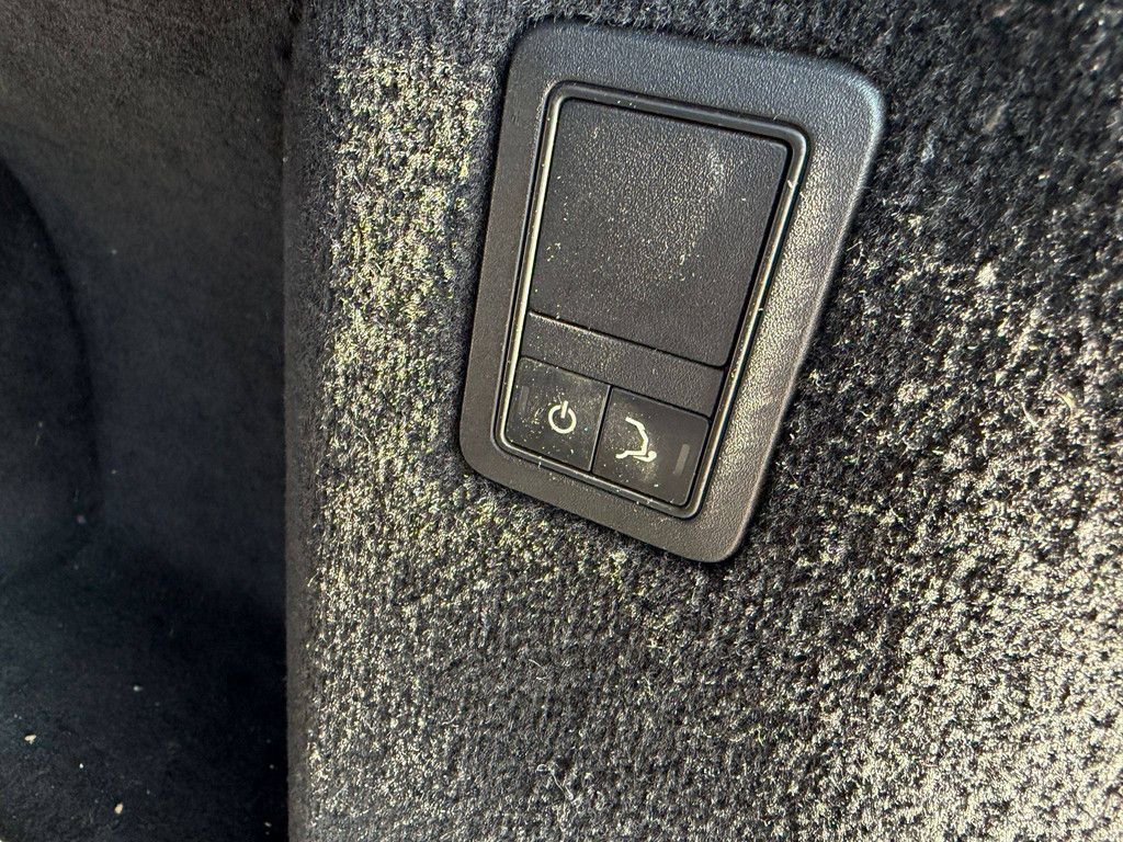 SUV Land Rover Range Rover Sport 3.0 TDV6 HSE Dynamic Diesel 211 PS 2014 (Margin)