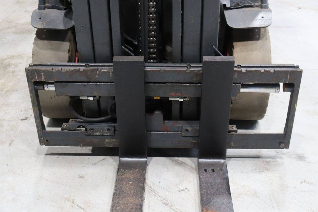 Heftruck Linde E25L-01 Elektrisch 2500kg 7.0m 2012