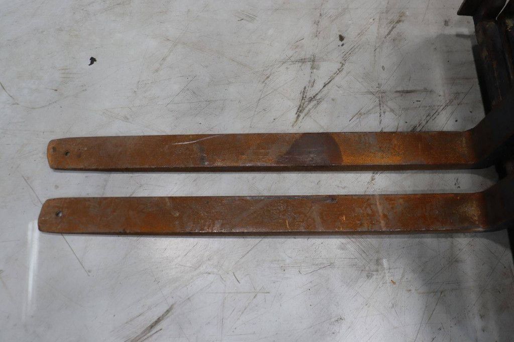 Heftruck Caterpillar DP25K Diesel 2500kg 4.5m 2000