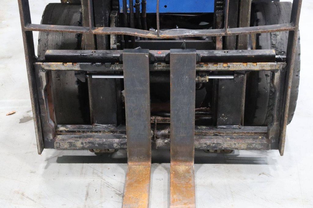 Heftruck Caterpillar DP25K Diesel 2500kg 4.5m 2000