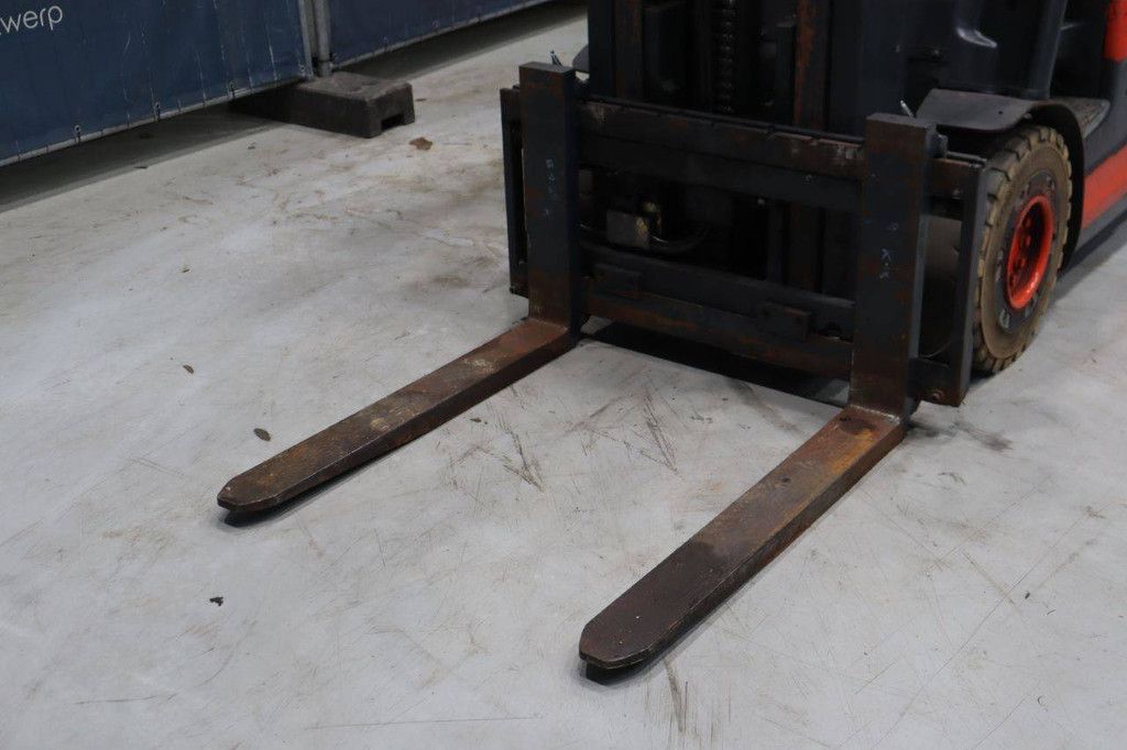 Linde E30L-01 Elektrogabelstapler 3000 kg 8,0 m 2015