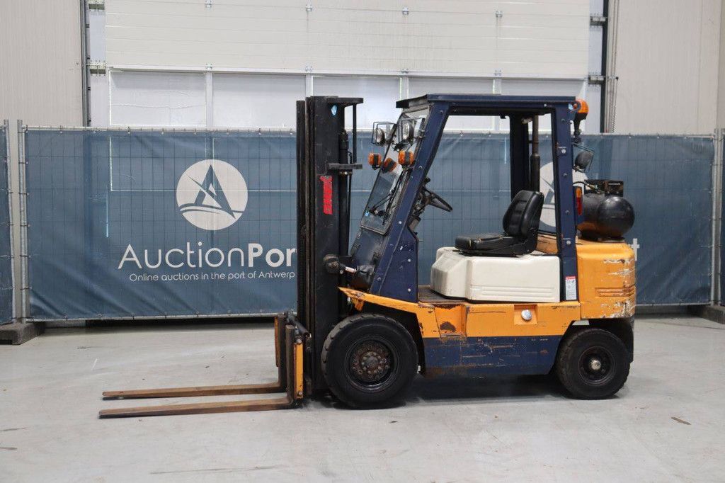 Gabelstapler Yang FG25 LPG 2500kg 4,5m 1996
