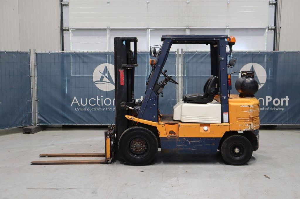 Gabelstapler Yang FG25 LPG 2500kg 4,5m 1996