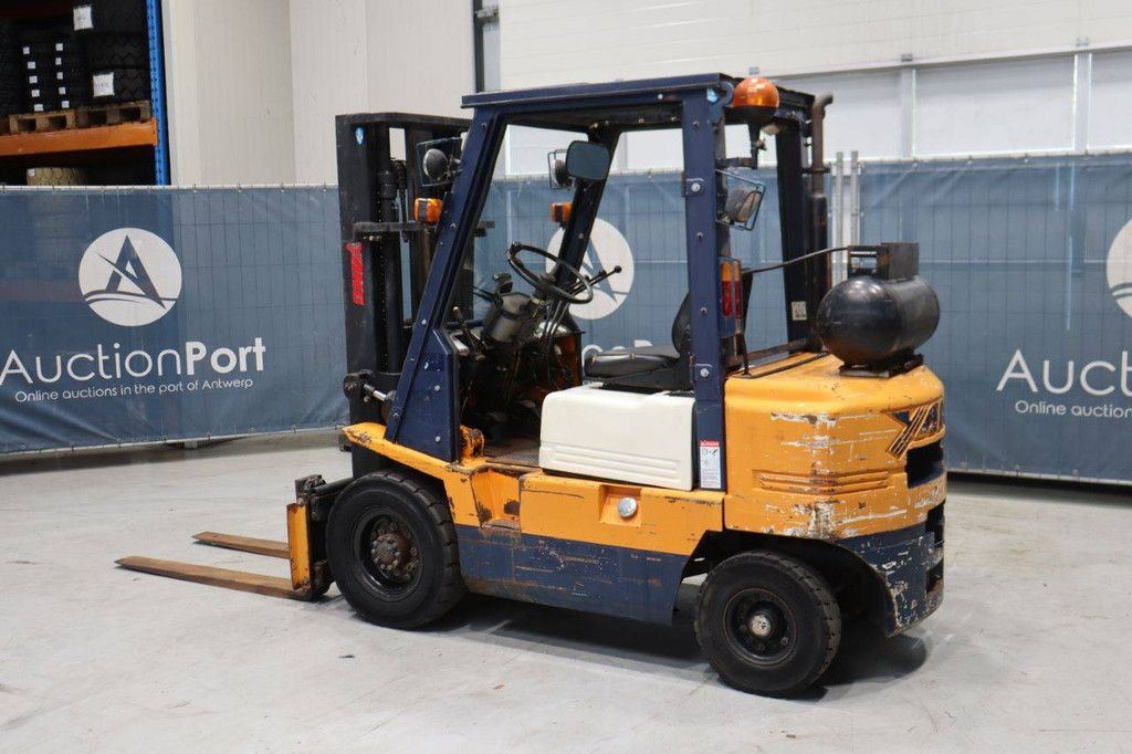 Gabelstapler Yang FG25 LPG 2500kg 4,5m 1996