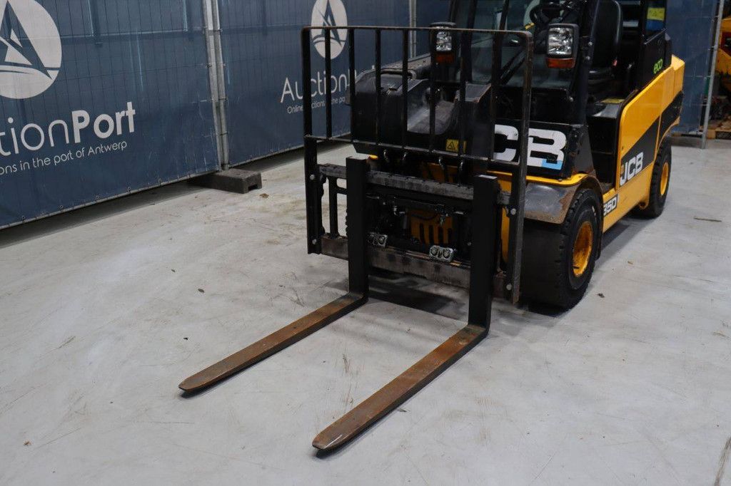 Verreiker JCB 35D Diesel 3500kg 4.5m 2016