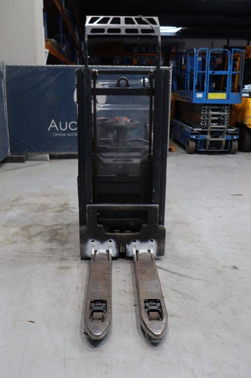 Linde D12SP Elektrostapler 2000 kg 2,51 m 2019