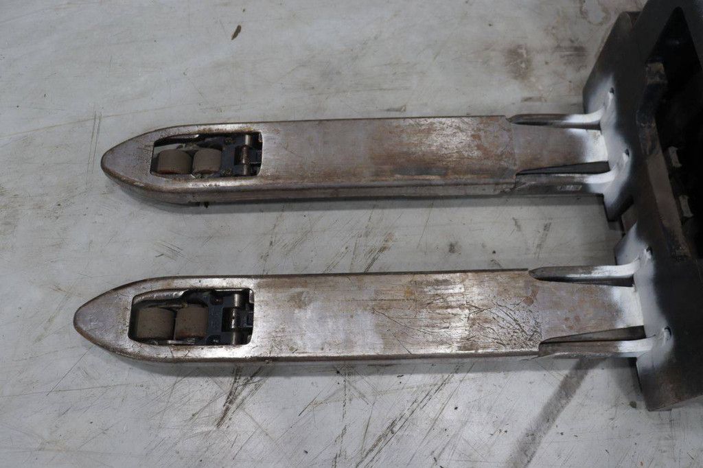 Linde D12SP Elektrostapler 2000 kg 2,51 m 2019