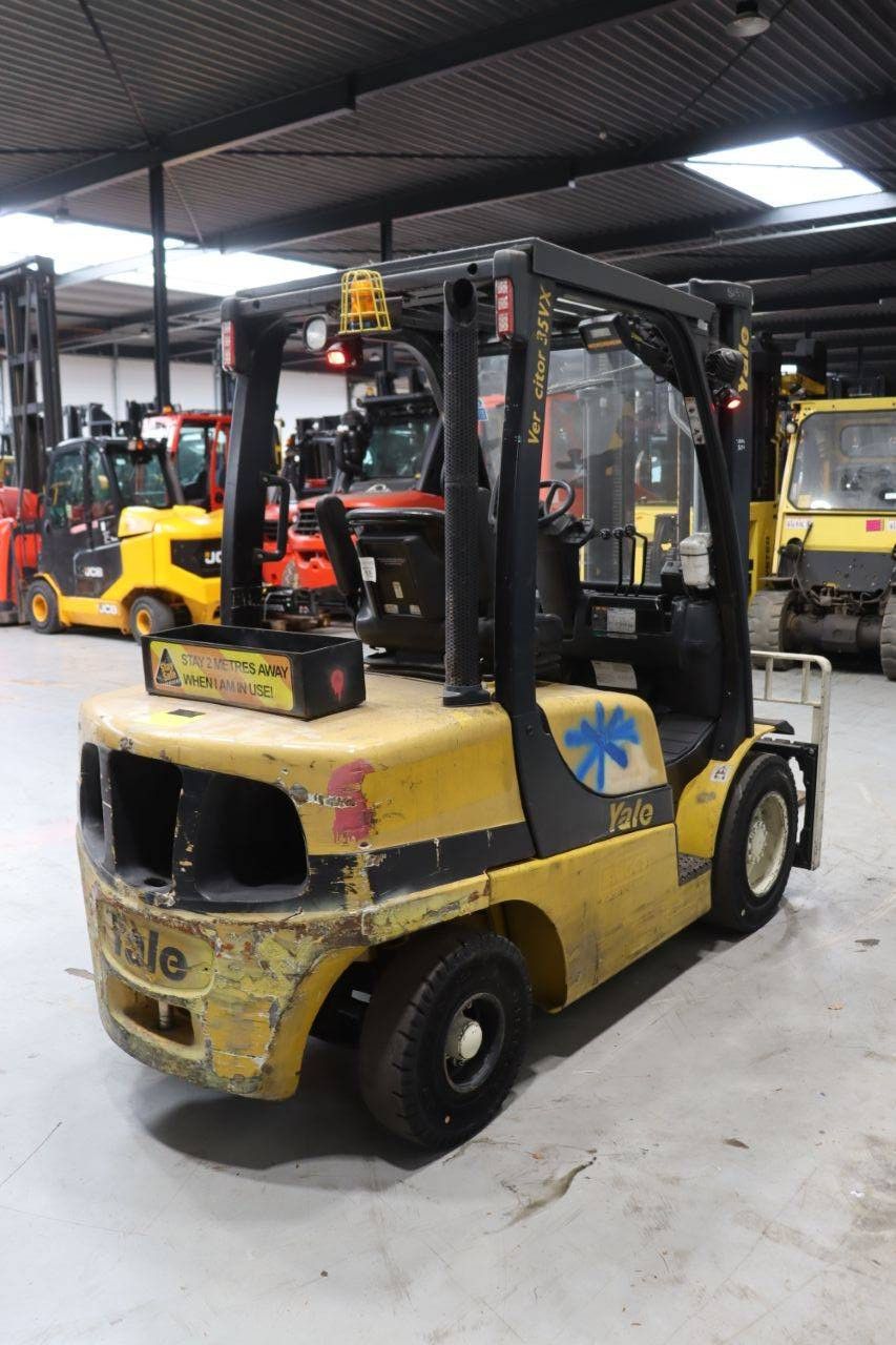 Heftruck Yale GDP35VX Diesel 3140kg 4.91m 2011