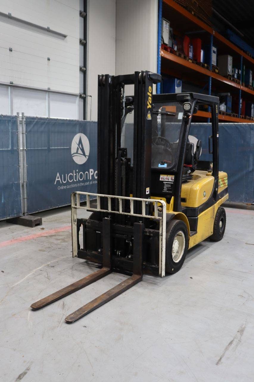 Heftruck Yale GDP35VX Diesel 3140kg 4.91m 2011
