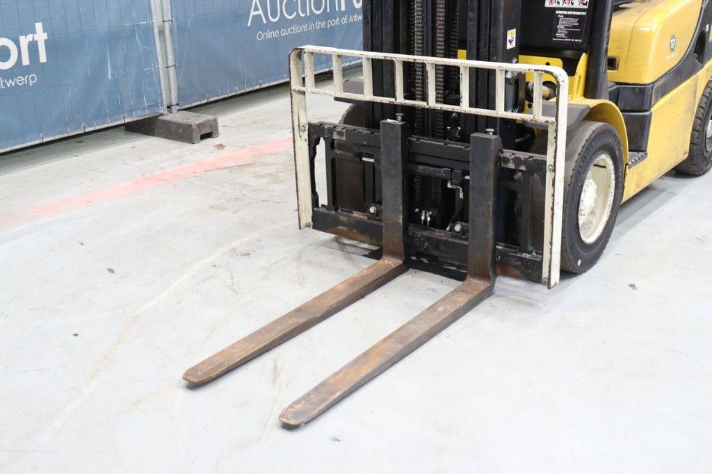 Heftruck Yale GDP35VX Diesel 3140kg 4.91m 2011