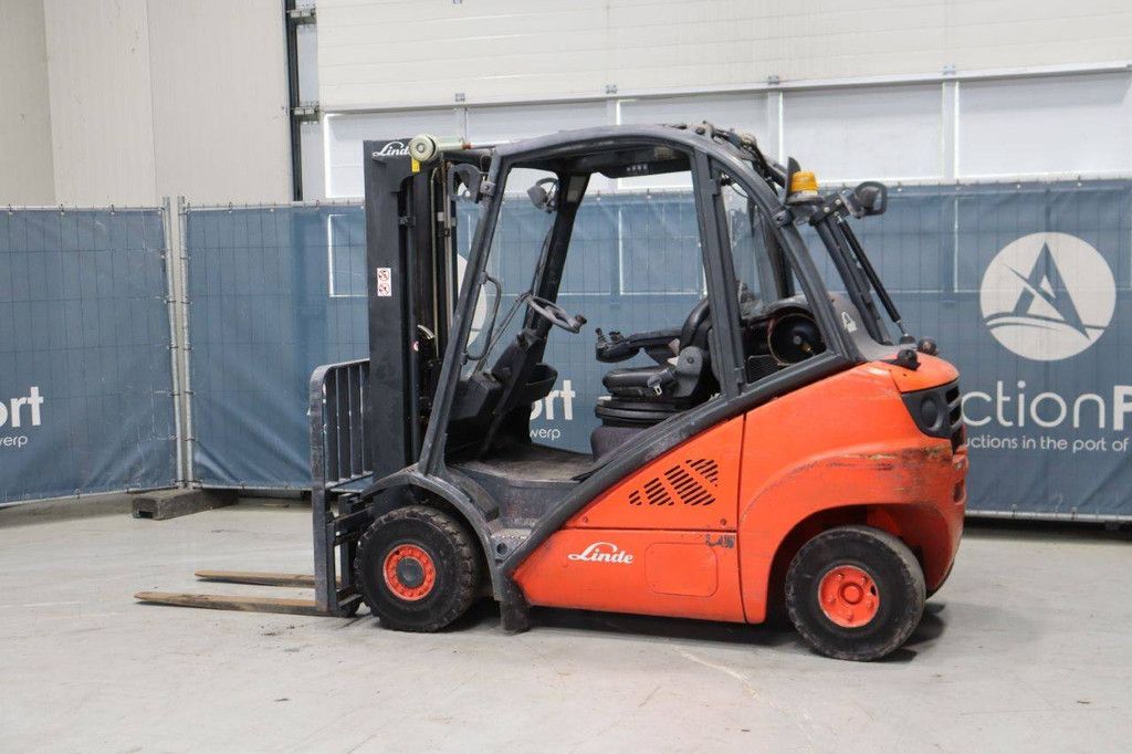 Gabelstapler Linde H25T-01 Diesel 2500kg 7m 2011