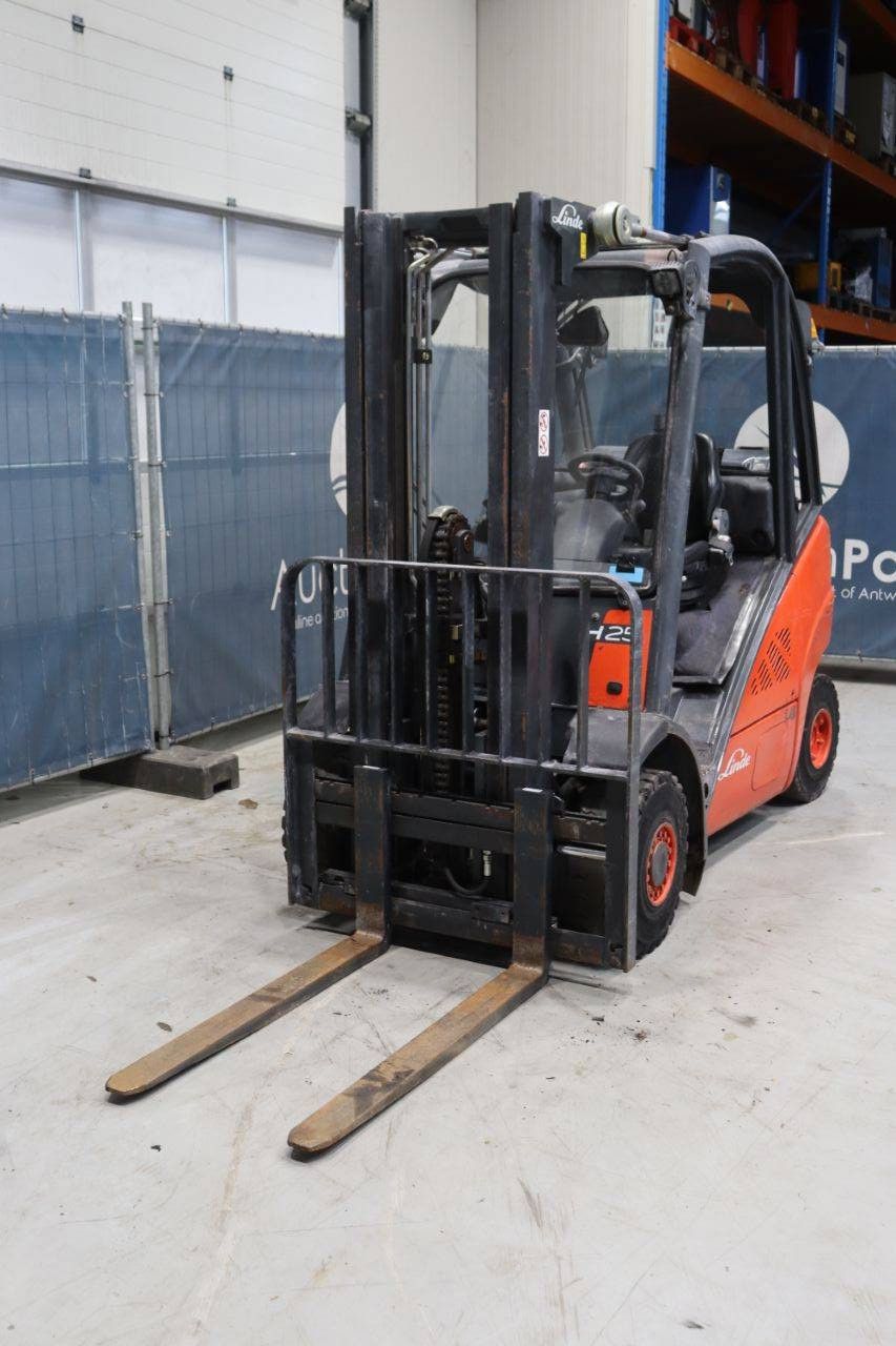 Gabelstapler Linde H25T-01 Diesel 2500kg 7m 2011