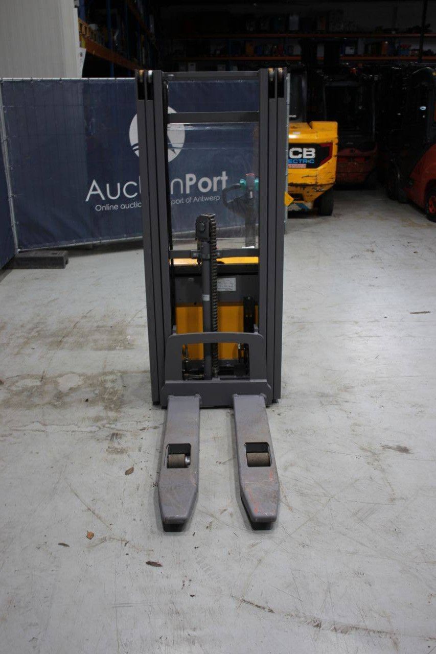 Stapler Jungheinrich EJC 112 Elektro 1200kg 2016