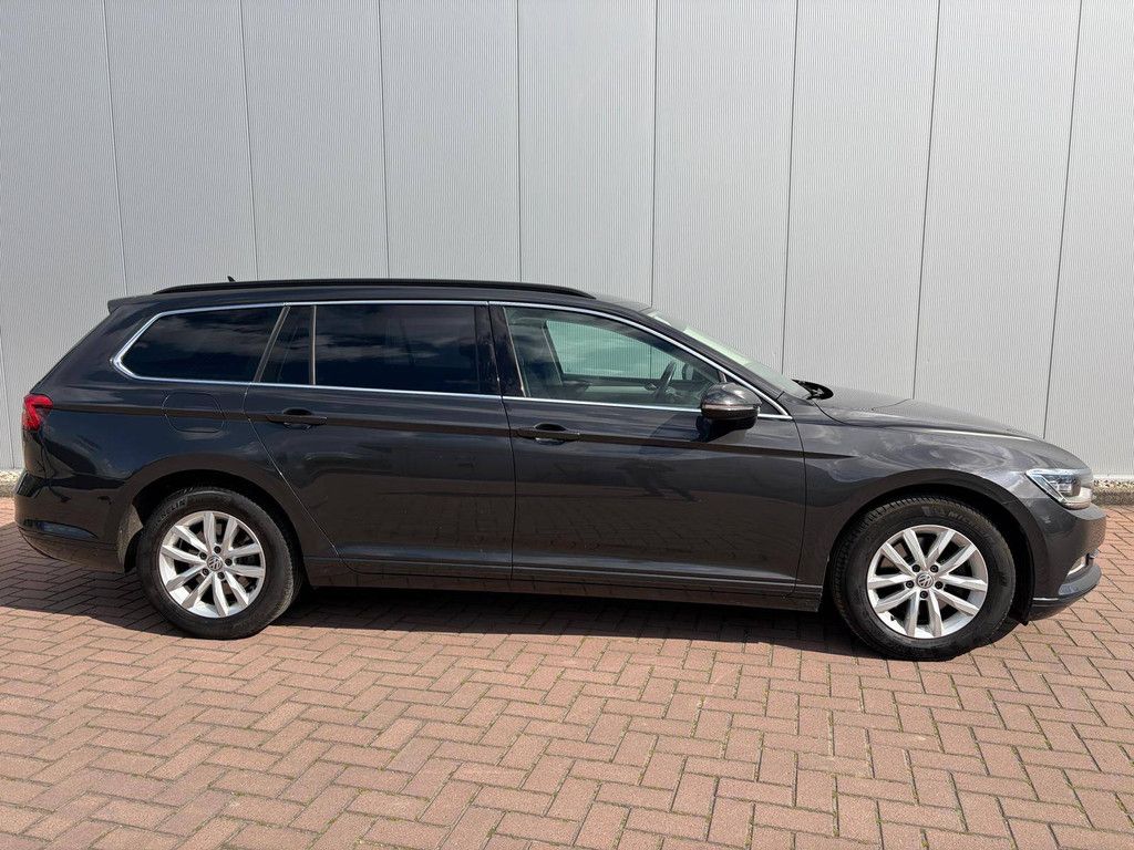 Personenauto Volkswagen Passat Benzine 150pk 2019 (Marge)