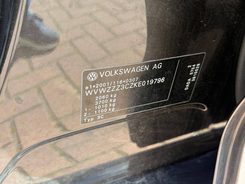 Personenauto Volkswagen Passat Benzine 150pk 2019 (Marge)