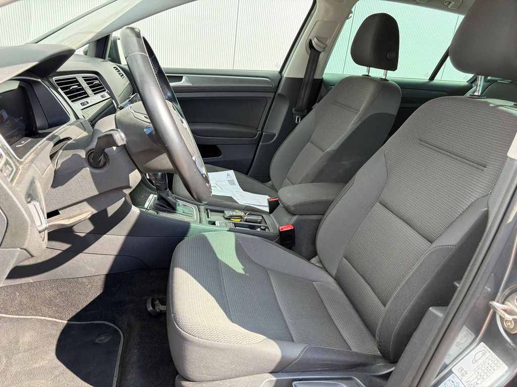 Personenauto Volkswagen Golf Elektrisch 136pk 2020 (Marge)