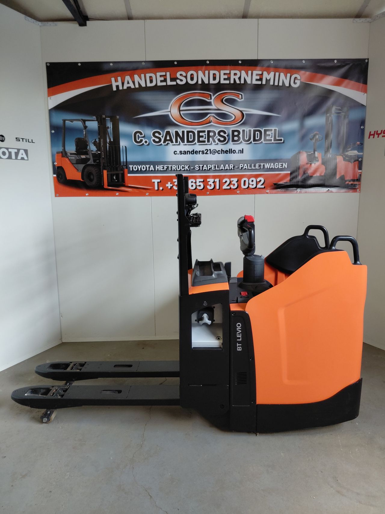 Toyota LPE220 meerij palletwagen