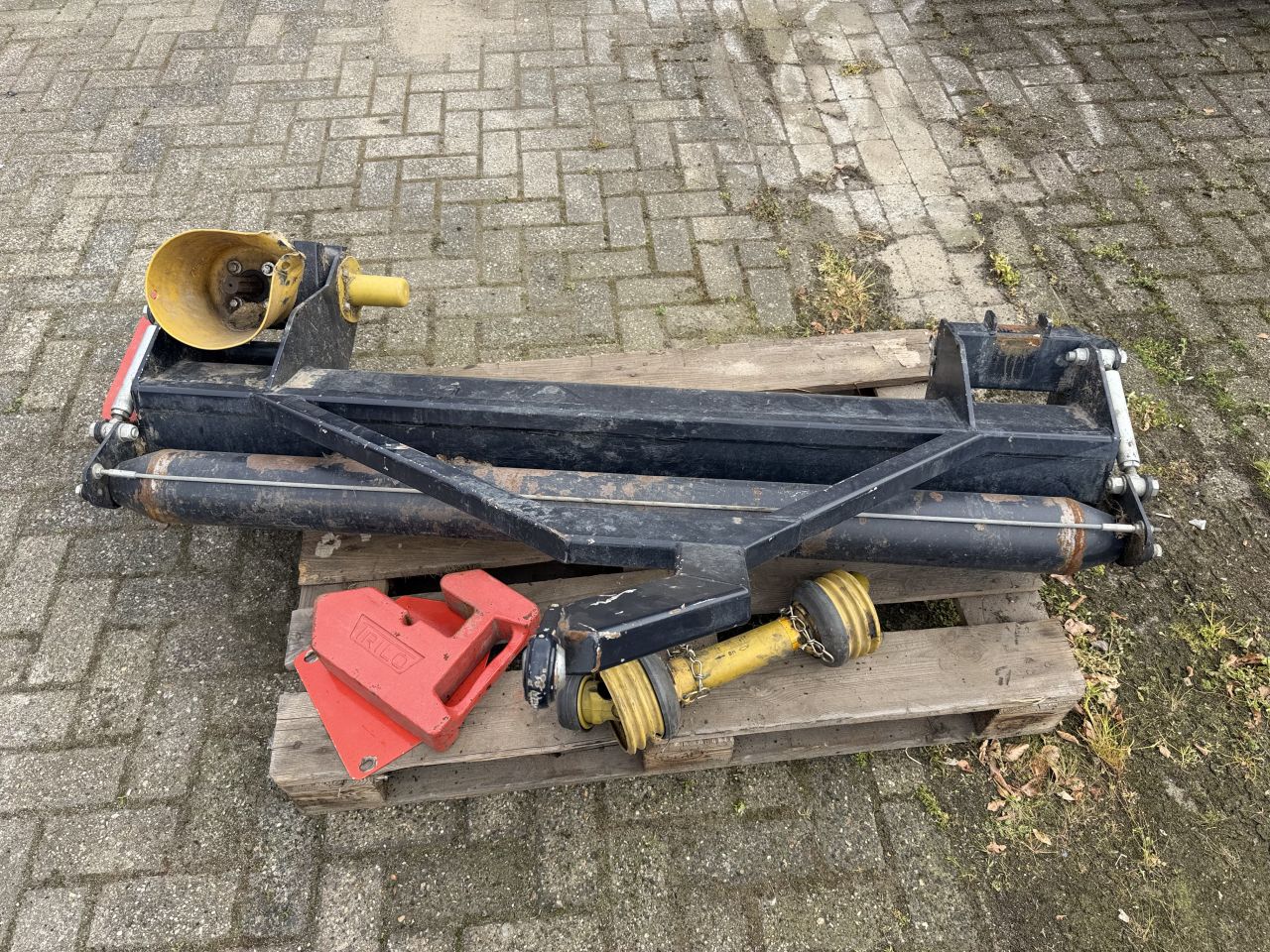 Trilo SG300 met zuigmond en zuigslang !!