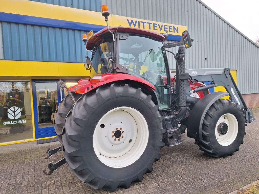 New Holland TS130A