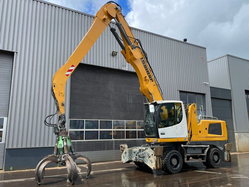 Liebherr LH30 M - Material Handler