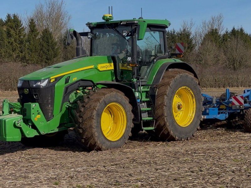 John Deere 8R370