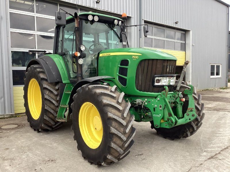 John Deere 7530 im Kundenauftrag