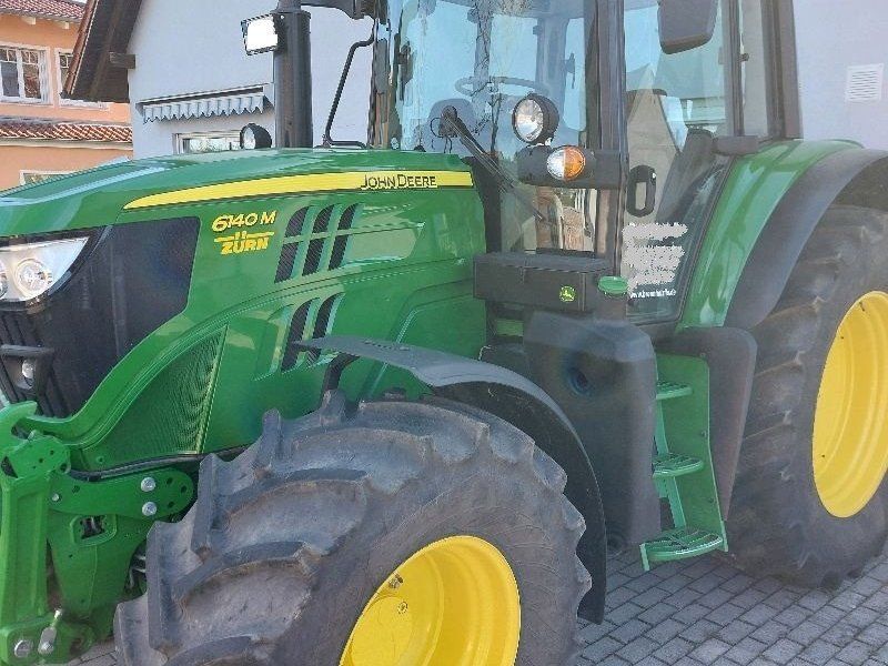 John Deere 6140M im Kundenauftrag