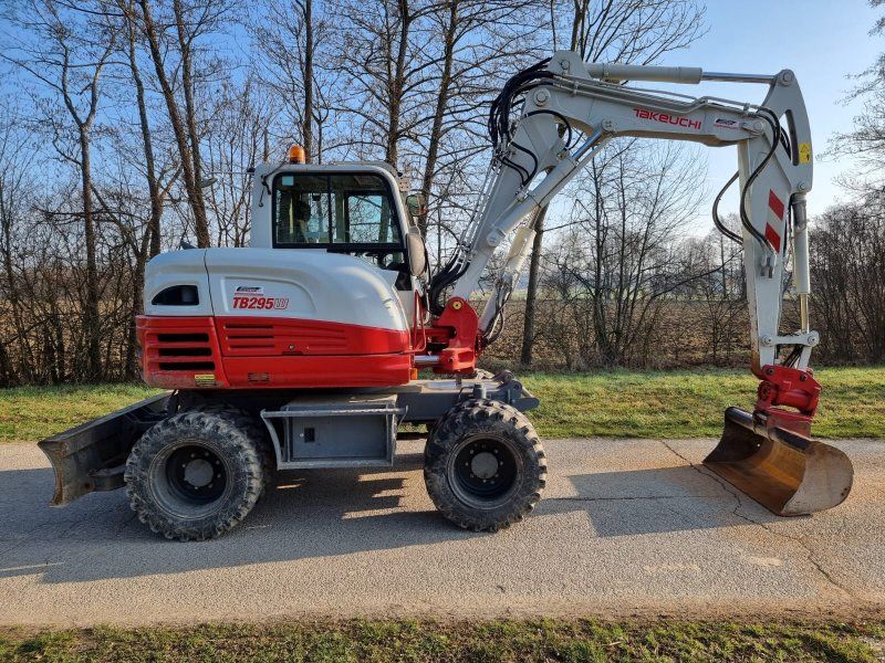 Takeuchi TB 295 W