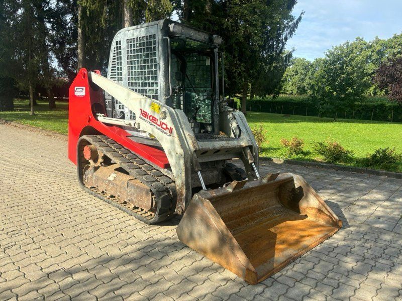 Takeuchi TL 230