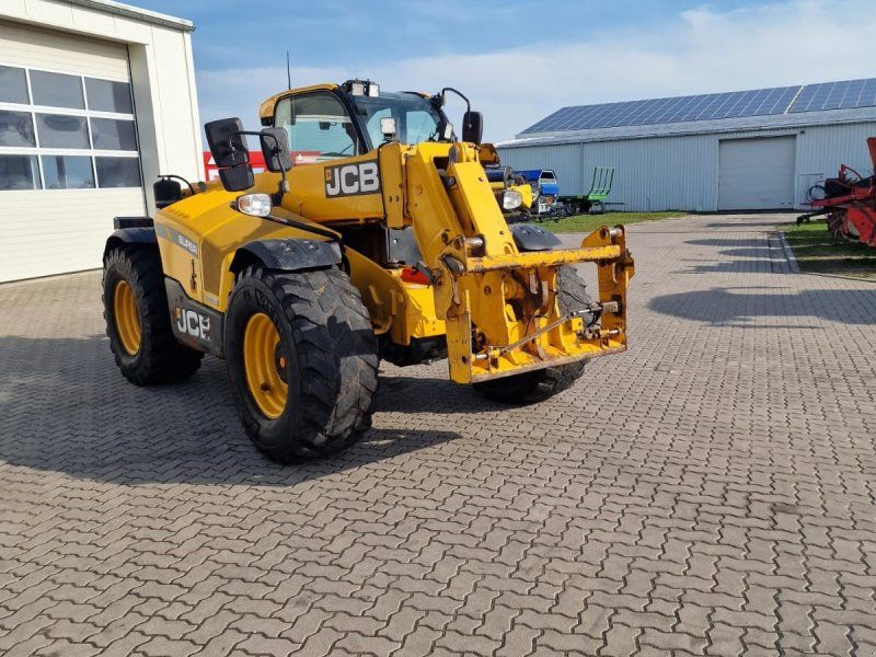JCB 542-70