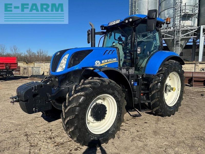 New Holland t7.245