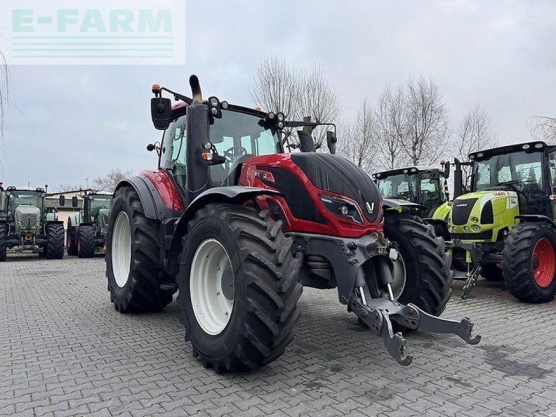 Valtra t234 versu