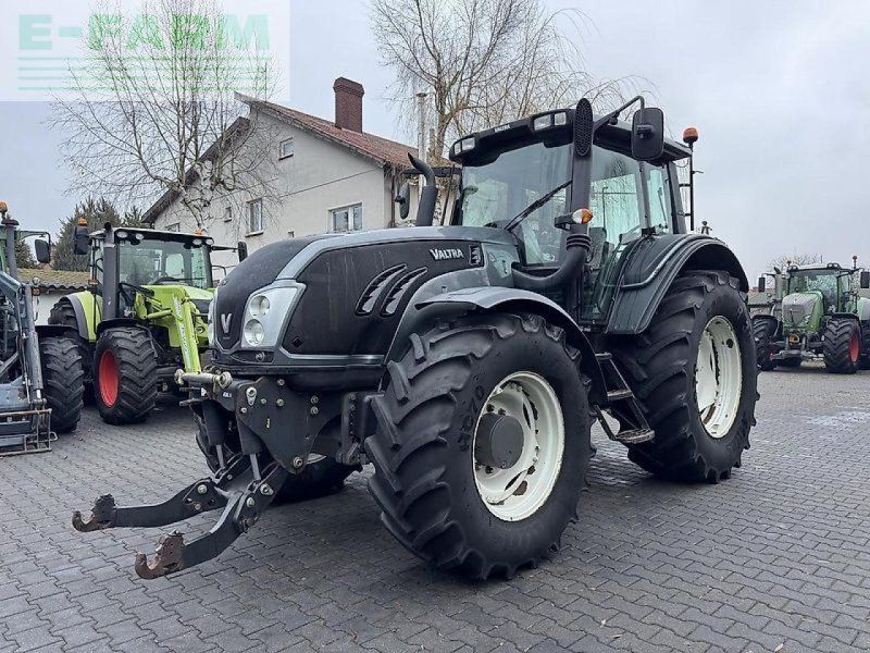 Valtra t153 hitech